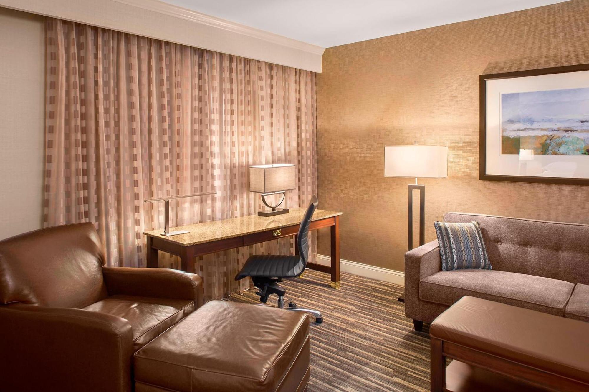 Sheraton Suites Akron קיאהוגה פולס מראה חיצוני תמונה