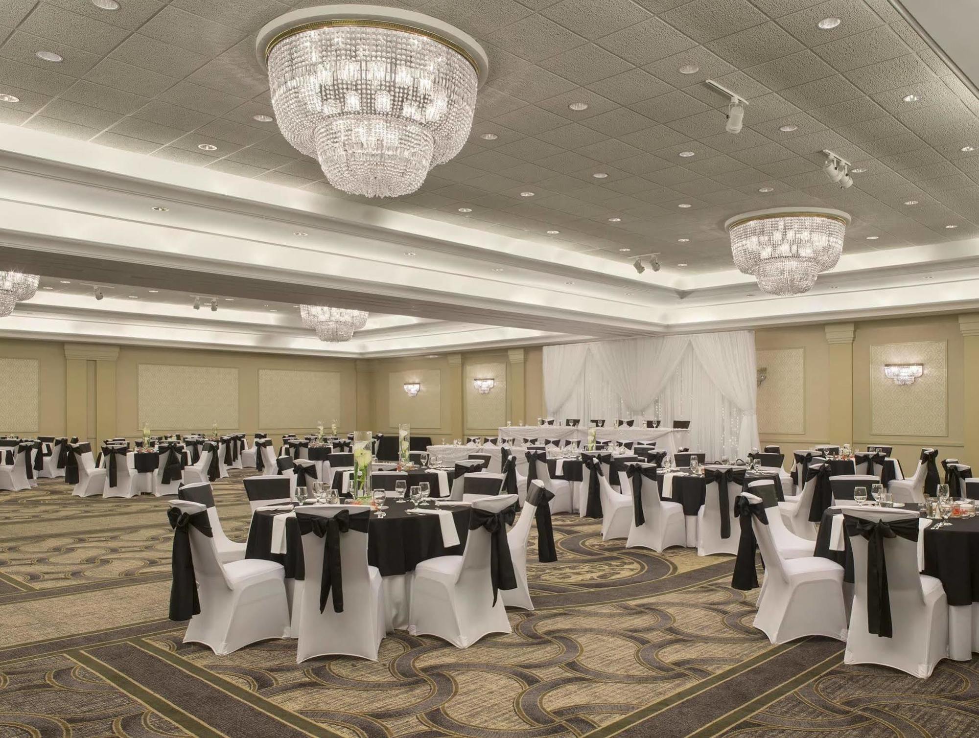 Sheraton Suites Akron קיאהוגה פולס מראה חיצוני תמונה